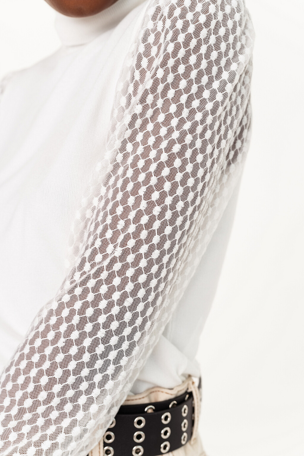 водолазка короткая с рукавами-фонариками из сетки - цвет белый - 2