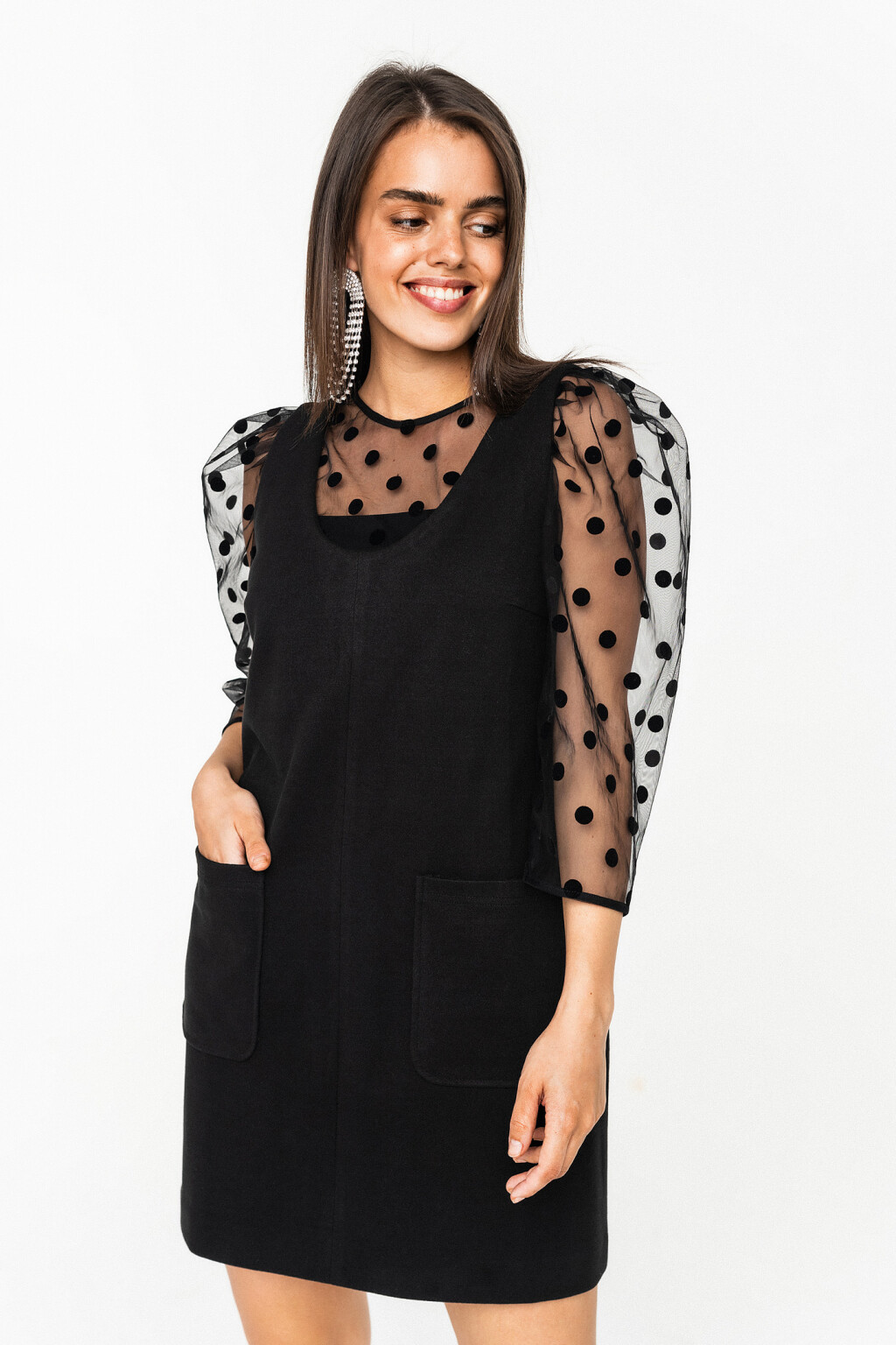 сарафан трикотажный с широкими лямками и накладными карманами - цвет черный - 4