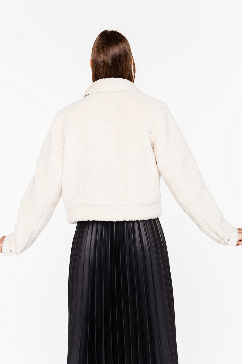 Куртка укороченная из искусственного меха на пуговицах - цвет бежевый - 4