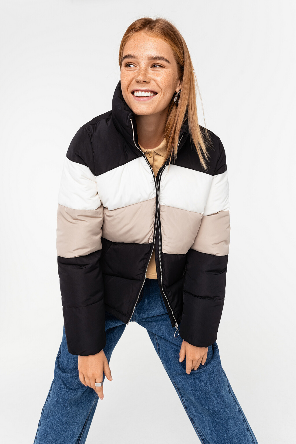 куртка утепленная в стиле колор-блок на молнии - цвет черный - 1