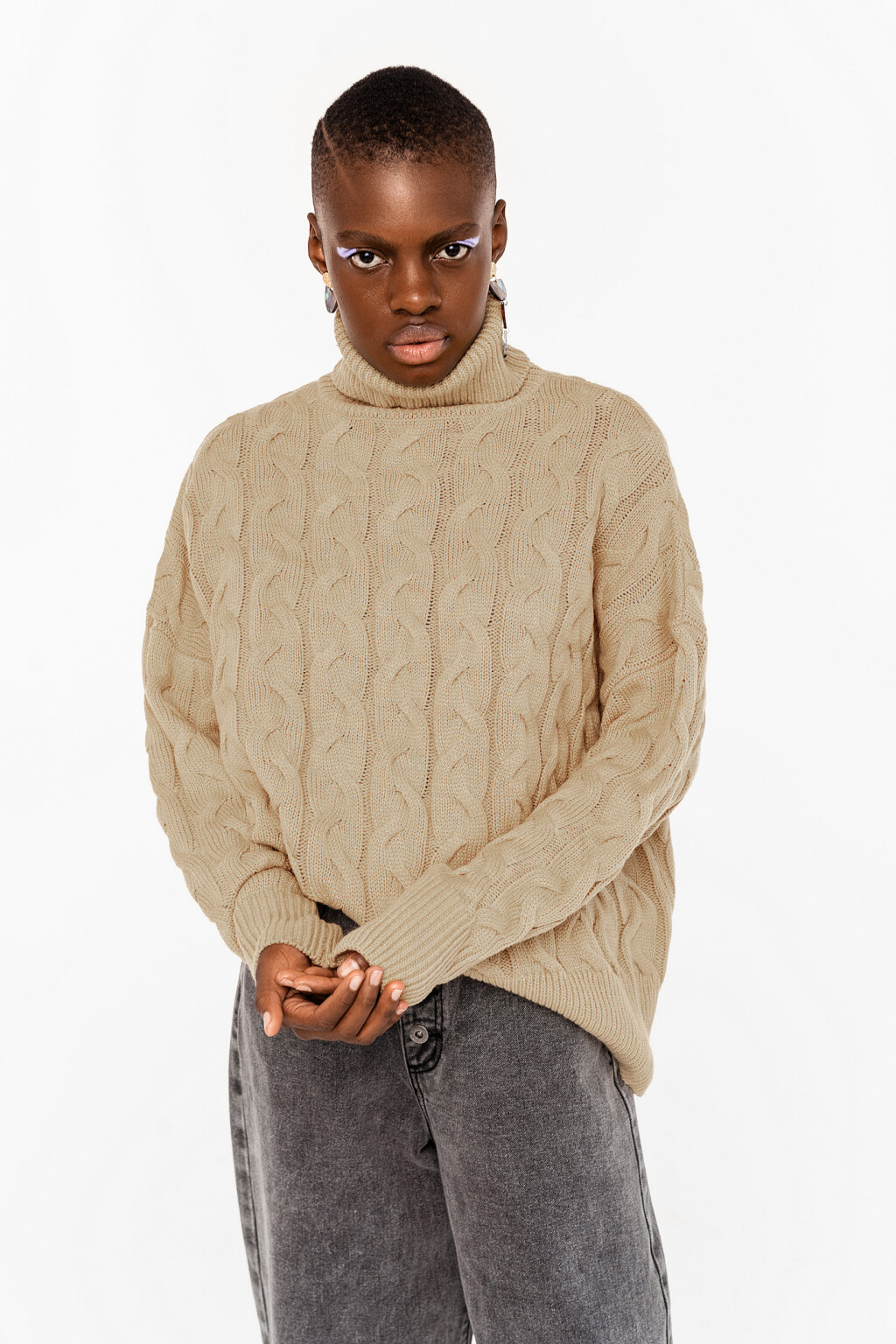 свитер вязаный oversize с узором косами - цвет бежевый - 2