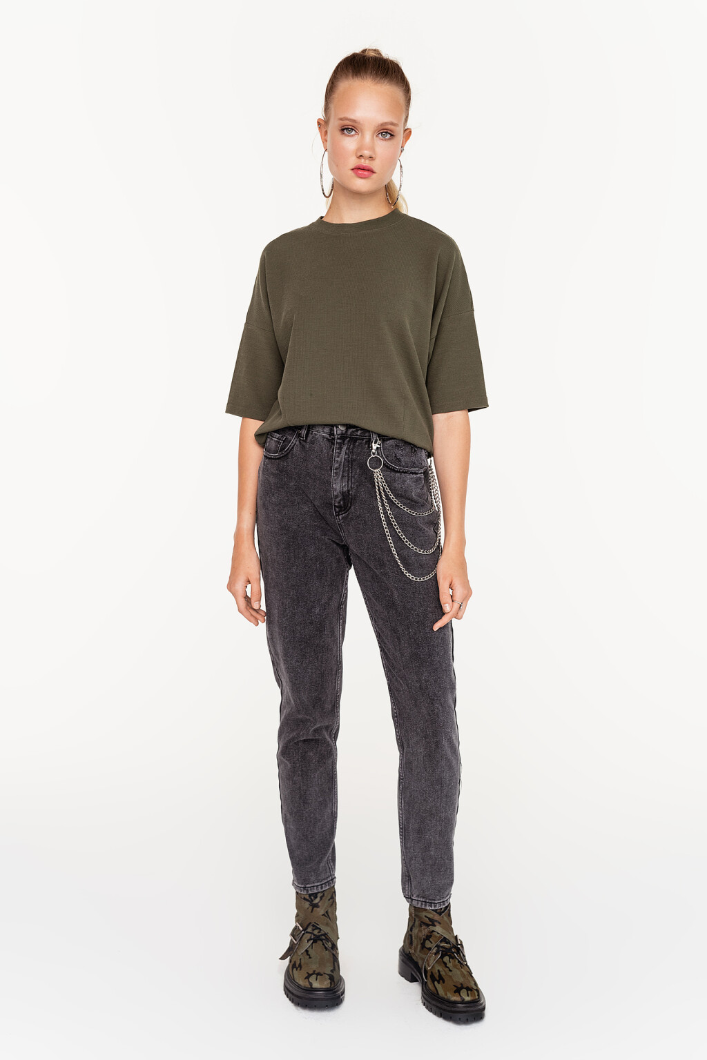 джемпер oversize в рубчик с короткими рукавами - цвет зеленый - 4