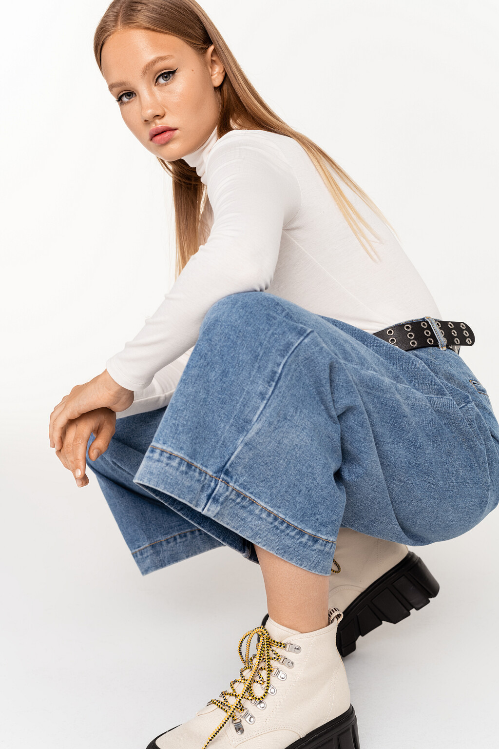 джинсы прямые широкие wide leg с отворотами - цвет голубой - 1