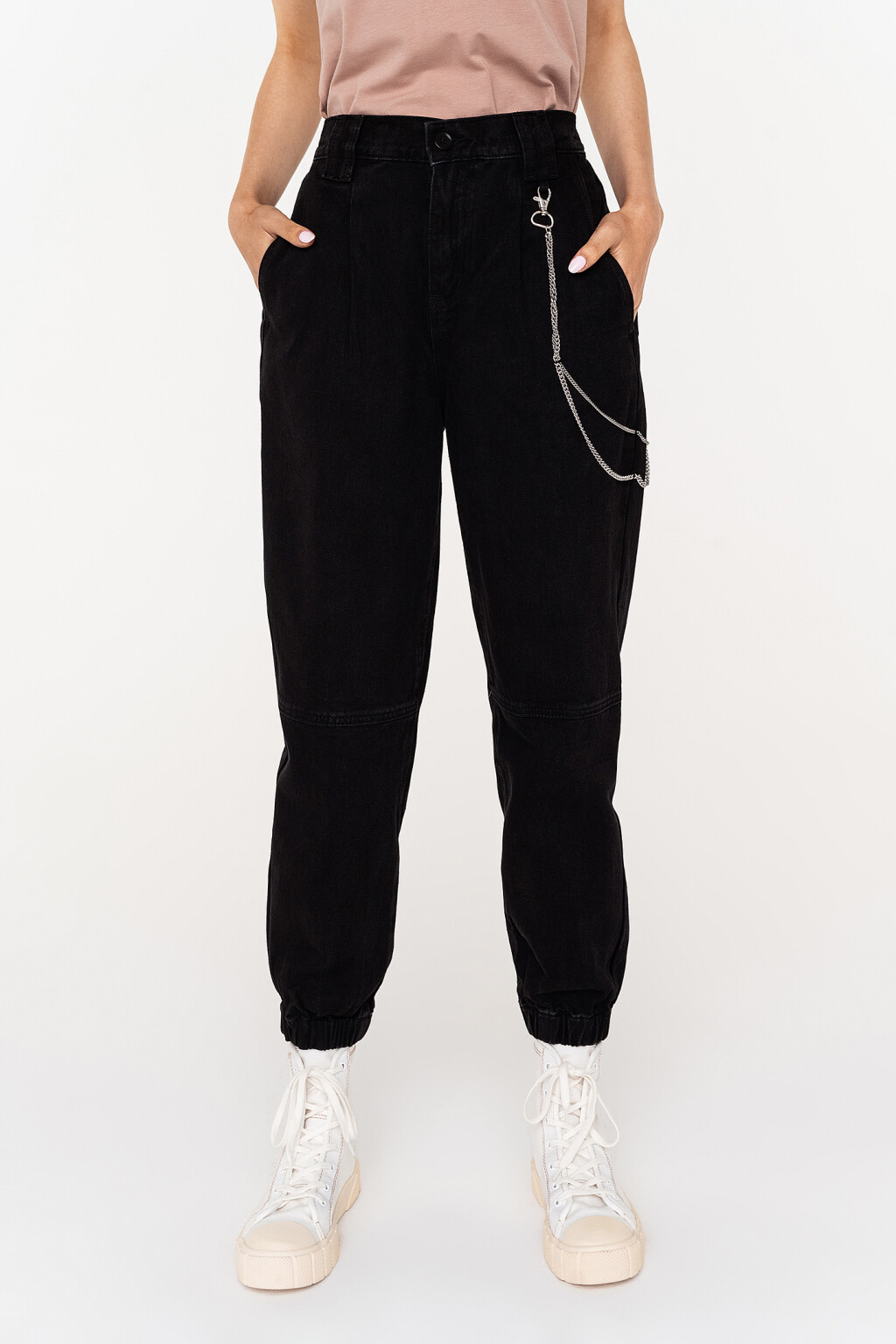 джинсы-джоггеры со швами на коленях и цепочкой - цвет черный - 2
