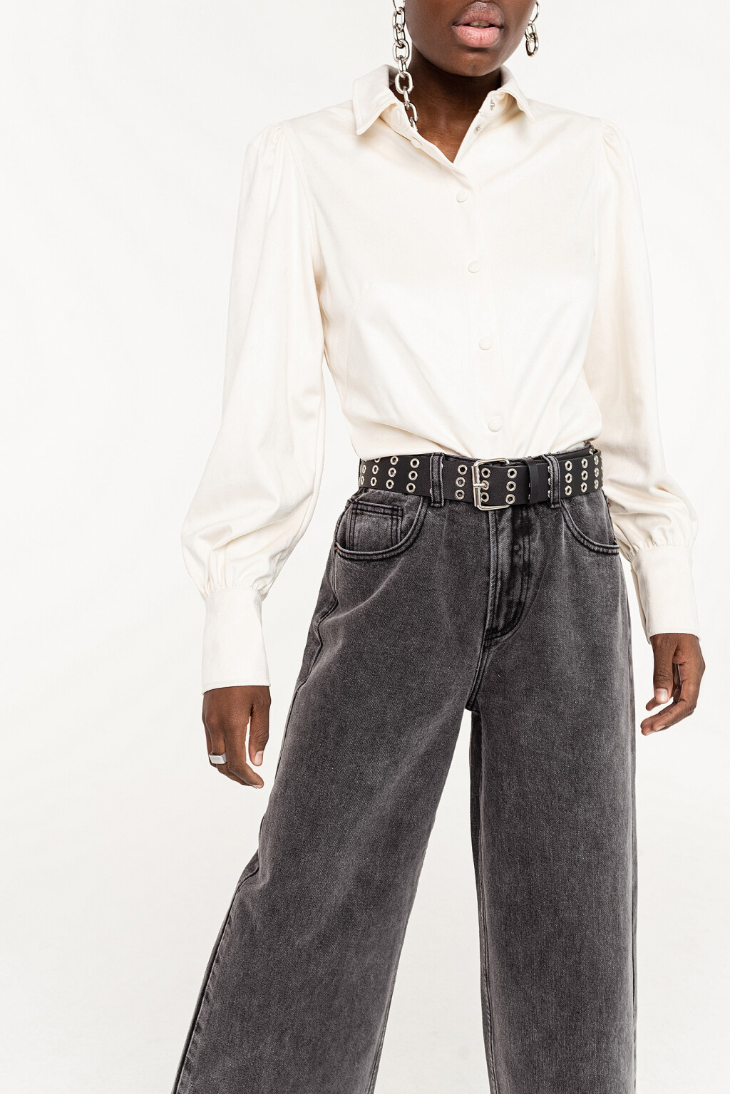 блузка из экозамши с объемными рукавами - цвет бежевый - 2