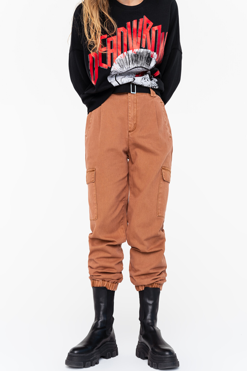 джинсы-карго с ремнем и штанинами на резинке - цвет коричневый - 2