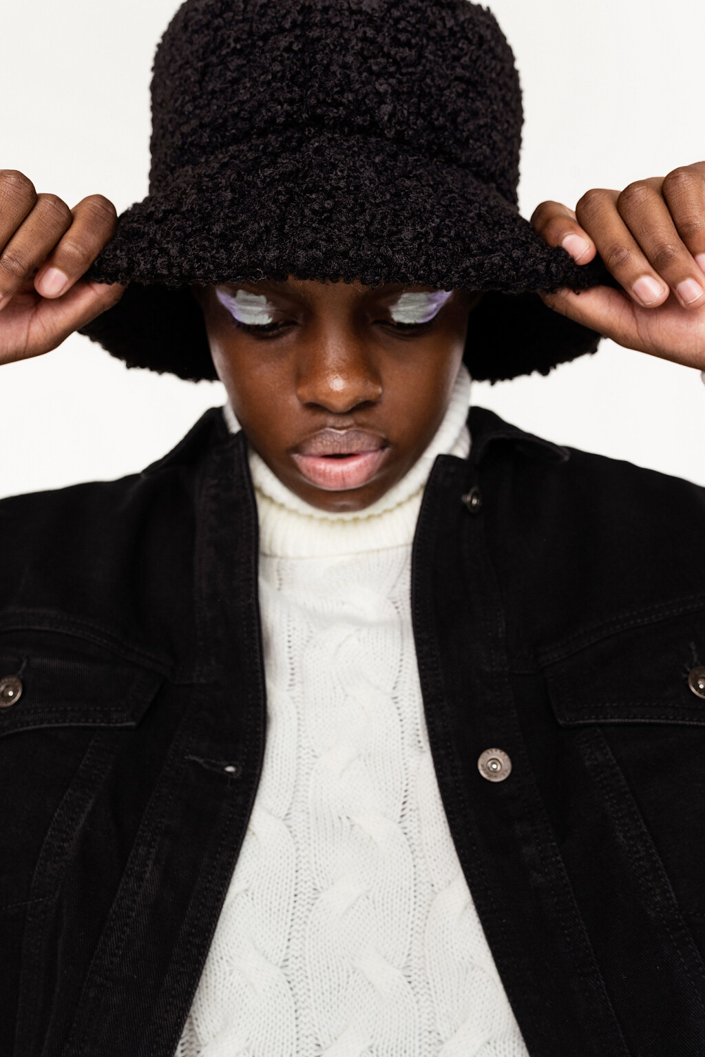 Панама зимняя из искусственного меха - цвет черный - 1