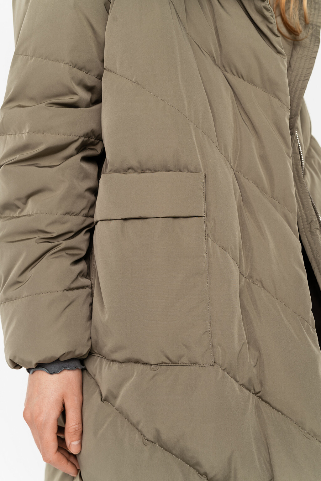 пуховик длинный стеганый с капюшоном - цвет зеленый - 3