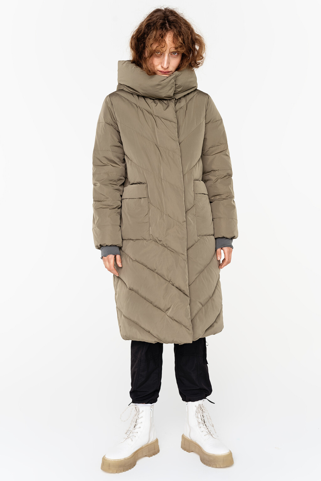 пуховик длинный стеганый с капюшоном - цвет зеленый - 5