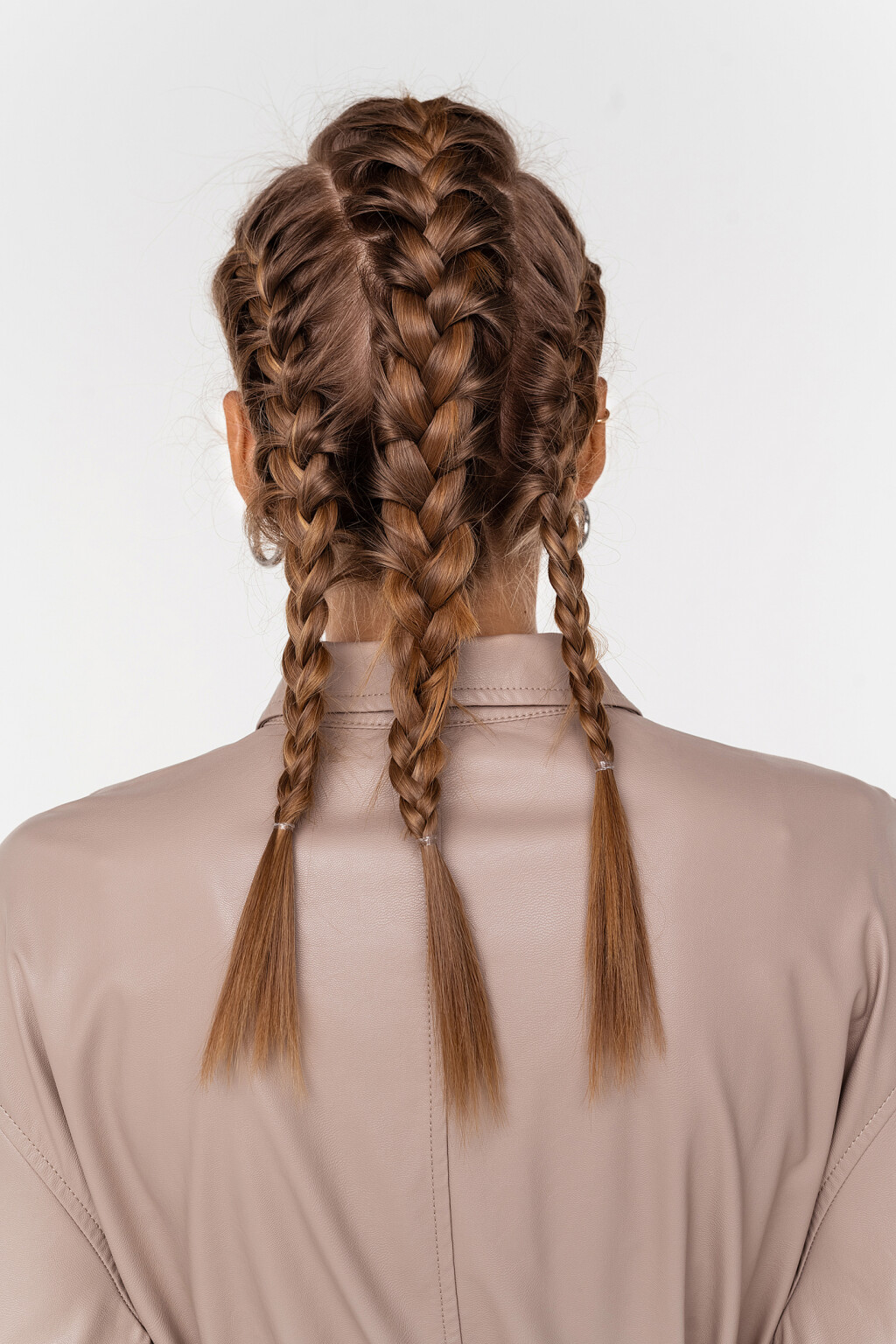 платье-рубашка из экокожи с широким поясом - цвет бежевый - 4