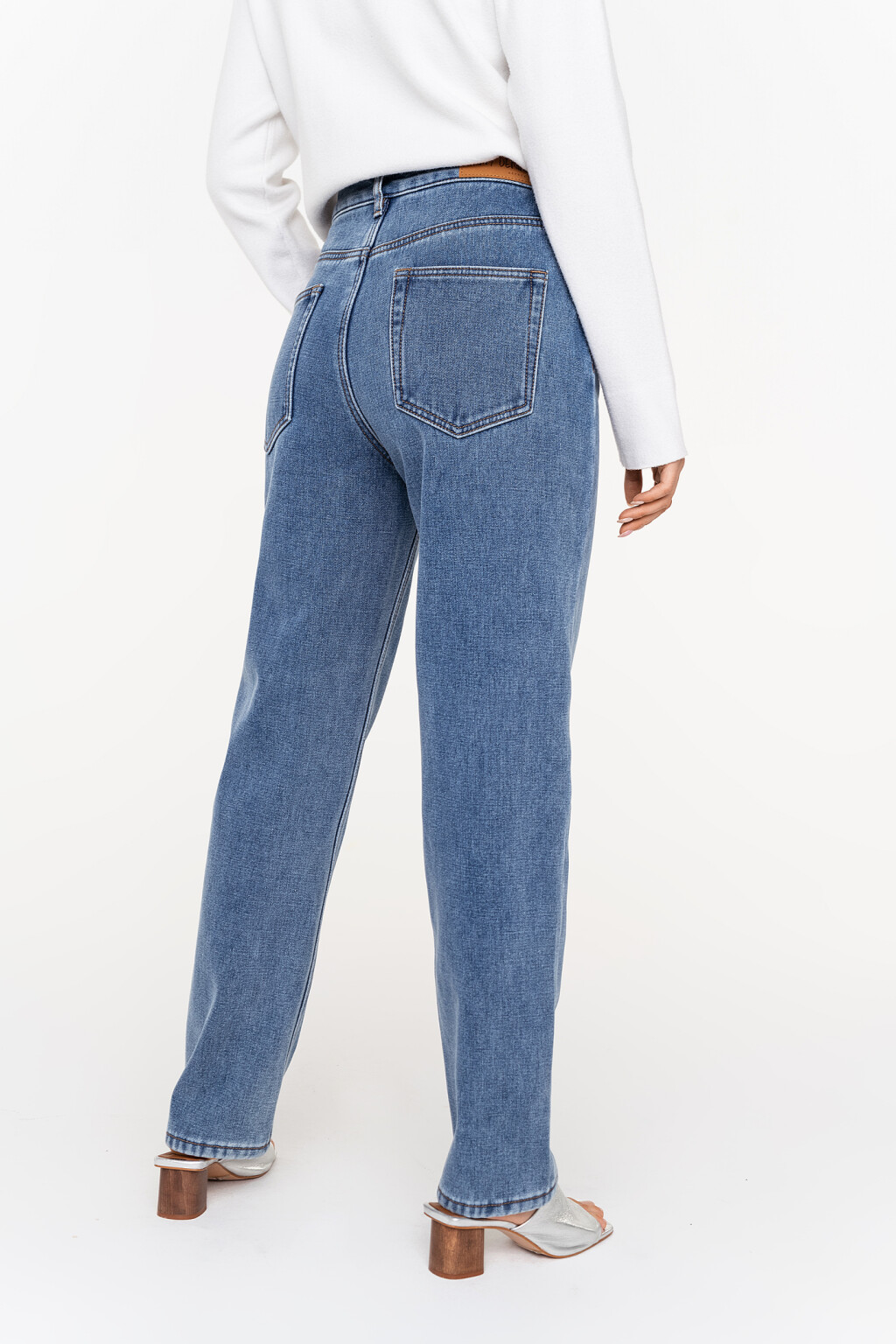 джинсы классические прямые straight - цвет голубой - 4