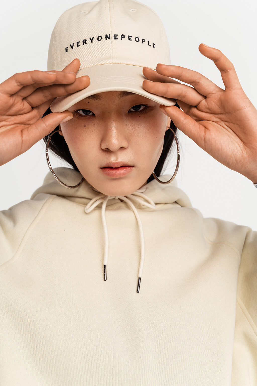 Худи свободного кроя с объемными рукавами - цвет бежевый - 3