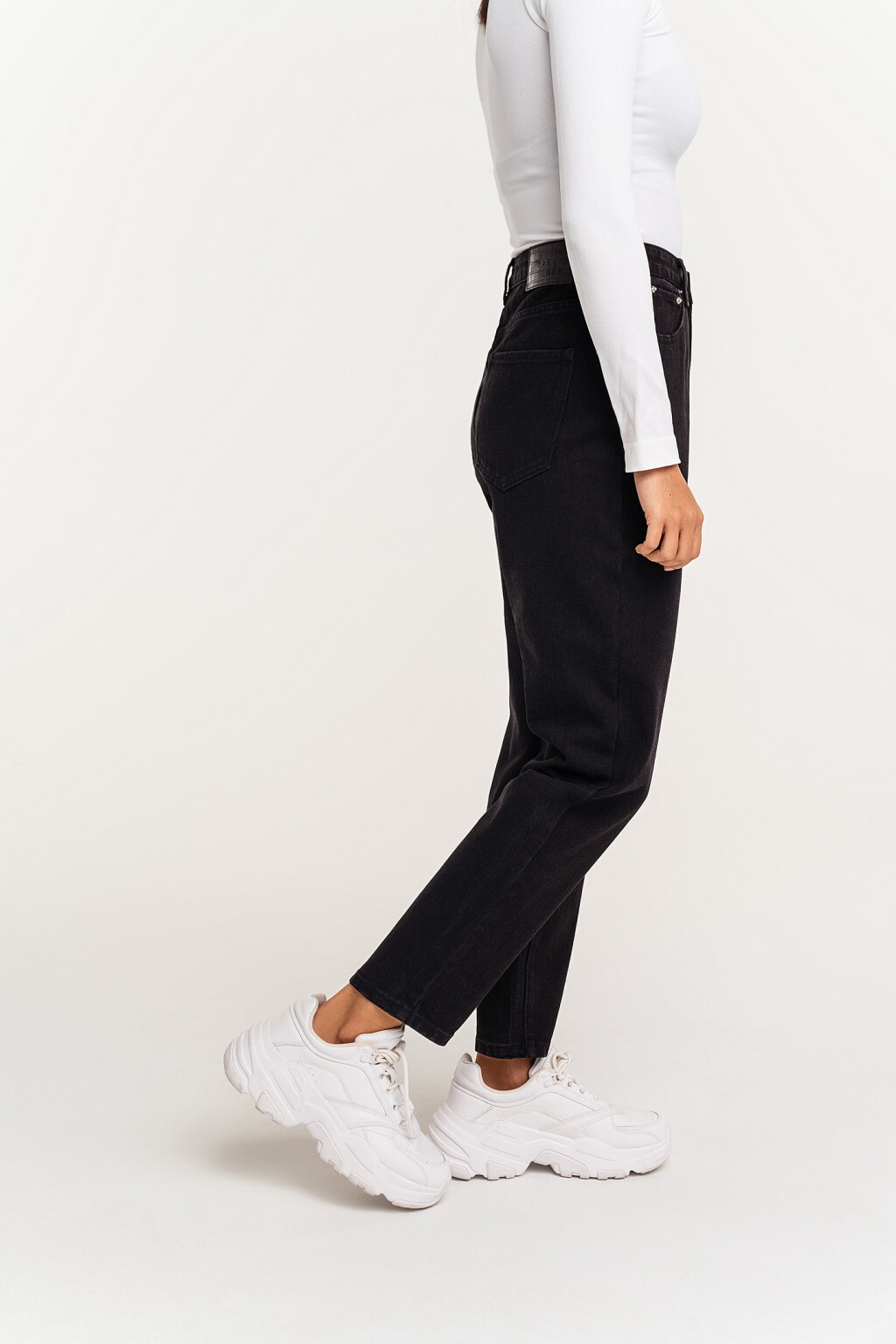 Джинсы хлопковые mom с высокой посадкой - цвет черный - 4