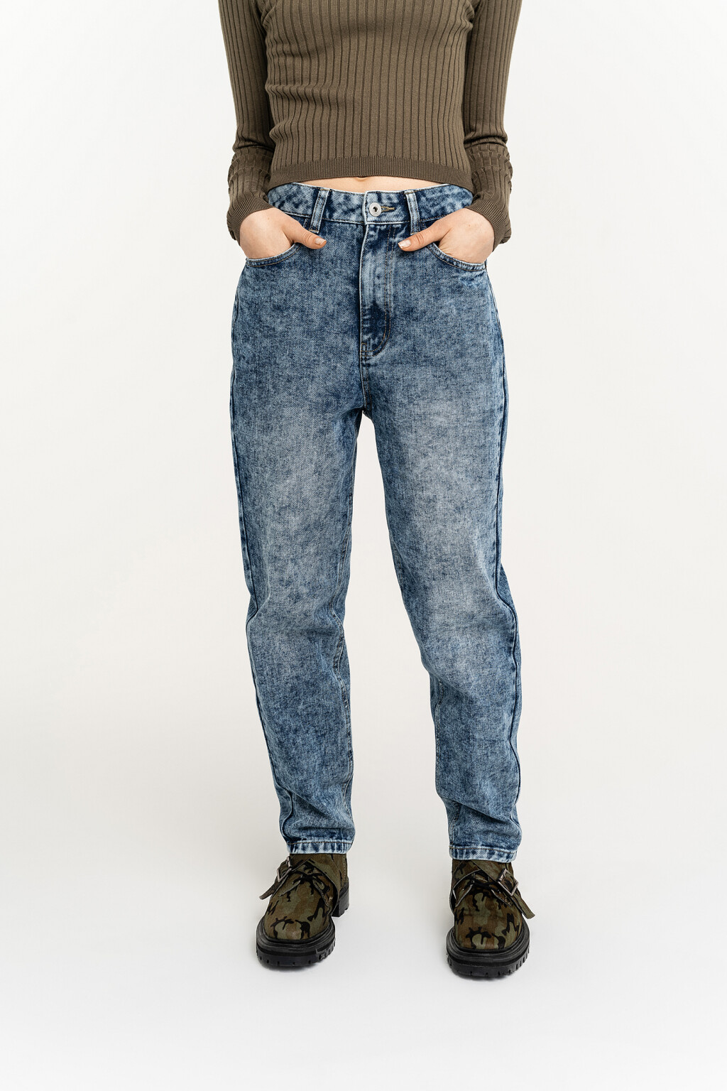 Джинсы mom с пятью карманами - цвет голубой - 2