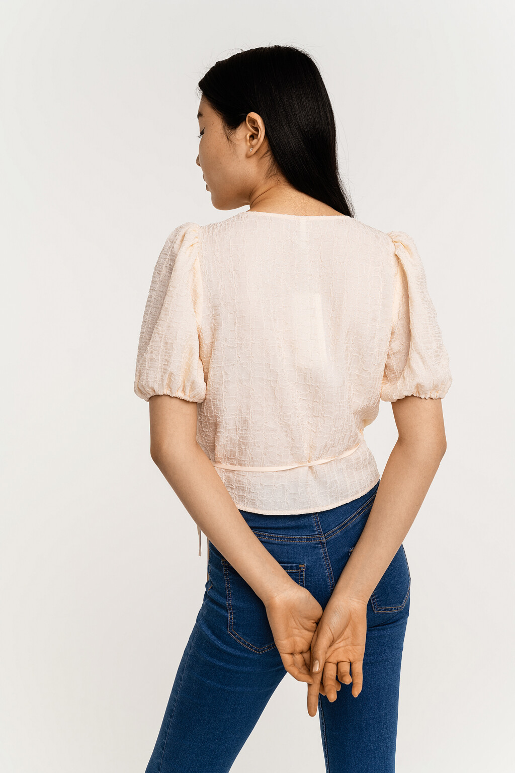 блузка на запах с рукавами-фонариками - цвет белый - 5