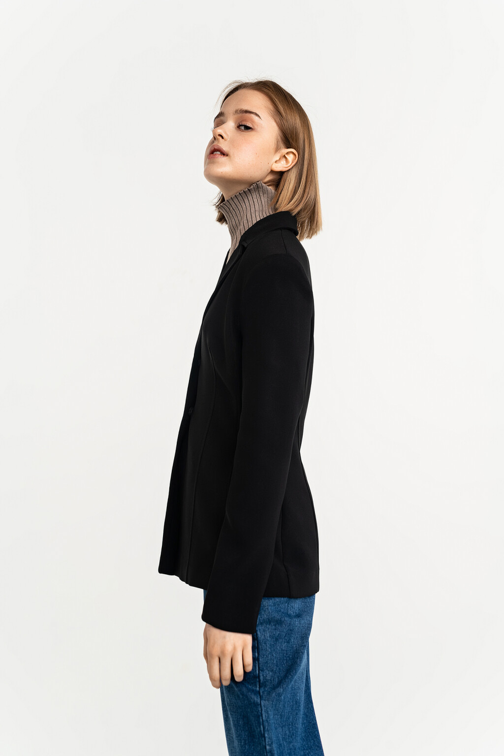 Пиджак удлиненный приталенный на кнопках - цвет черный - 4