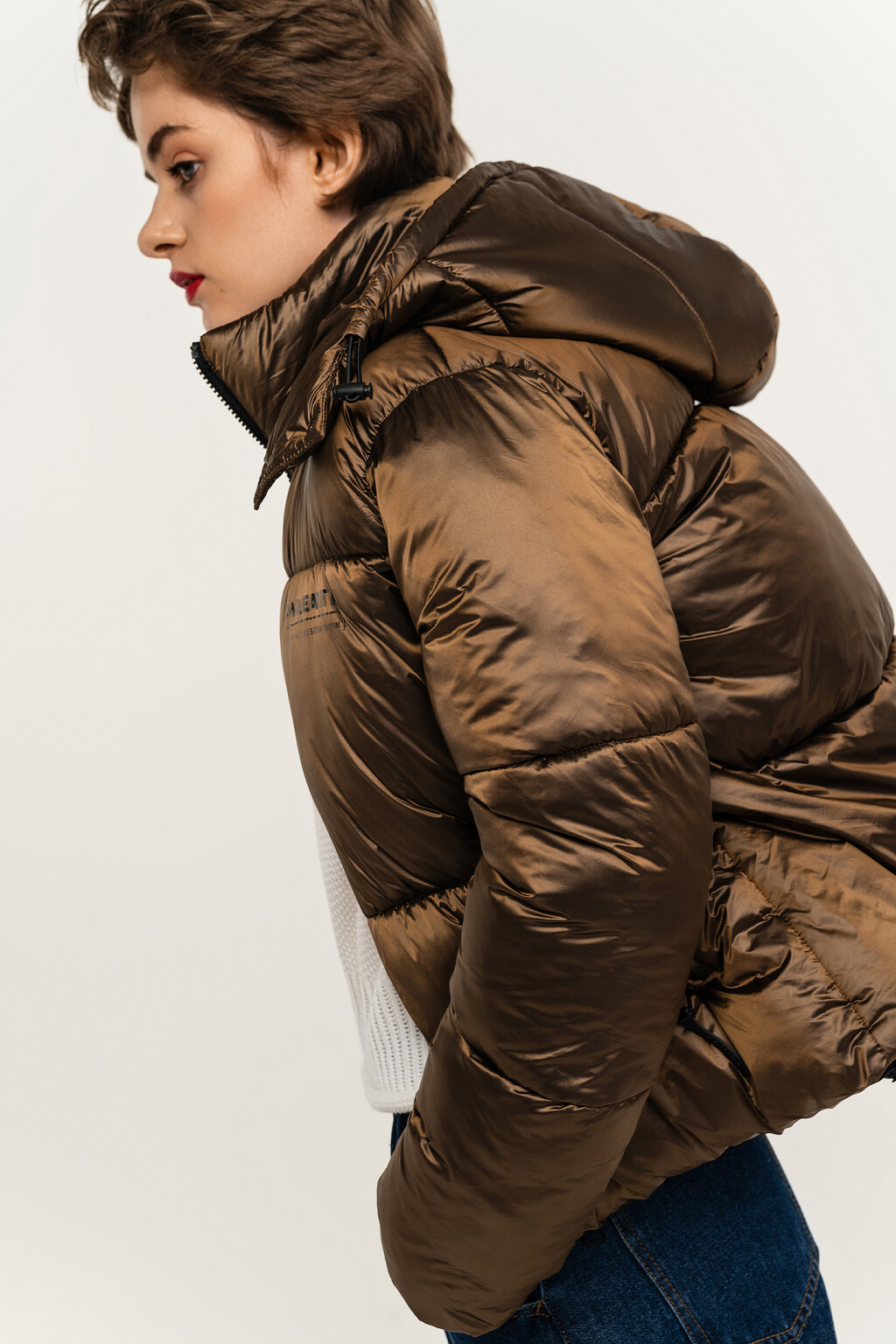 Куртка утепленная стеганая с эффектом металлик - цвет коричневый - 4