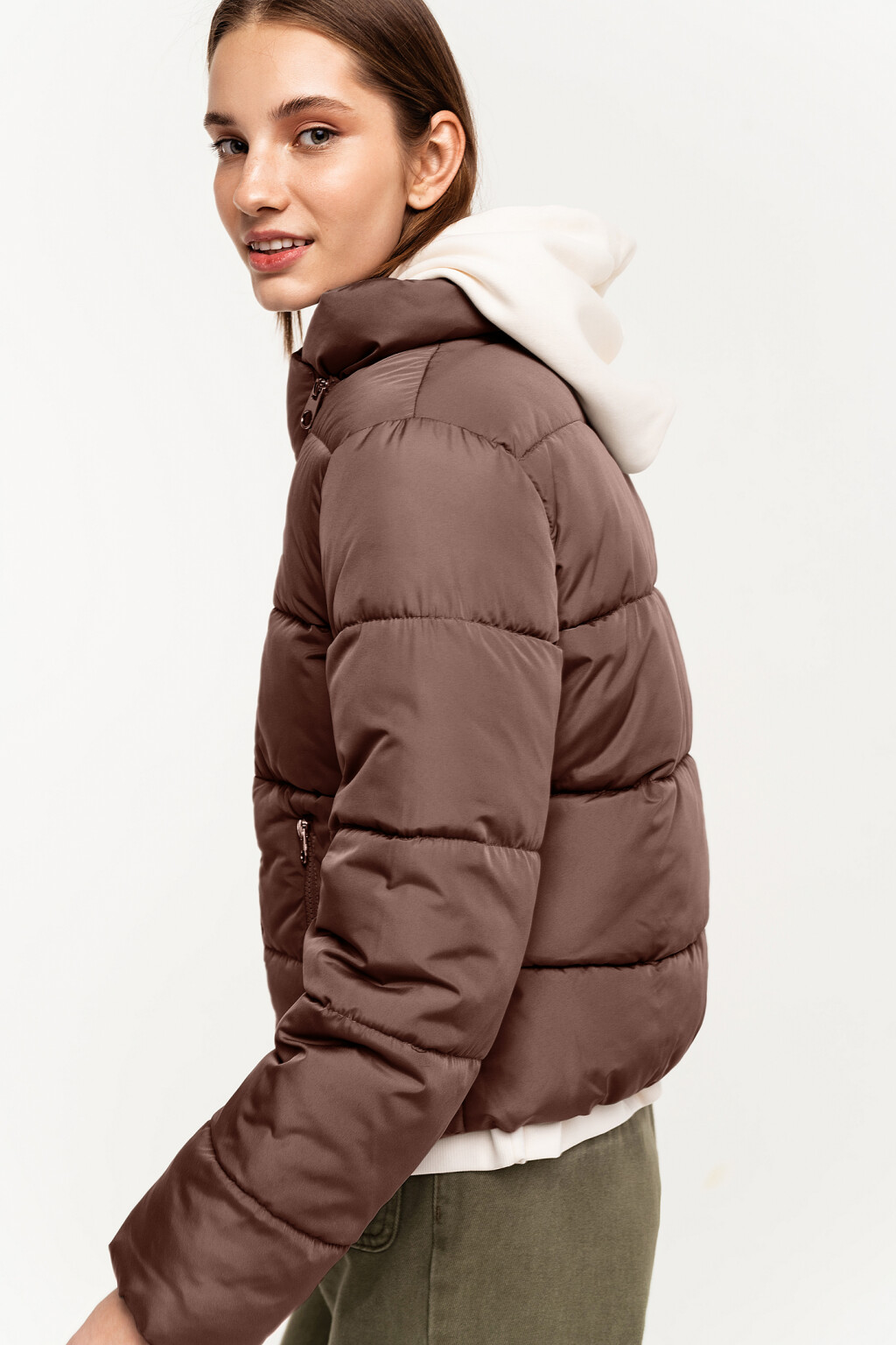 Куртка стеганая с воротником на запах и косой молнией - цвет бежевый - 4
