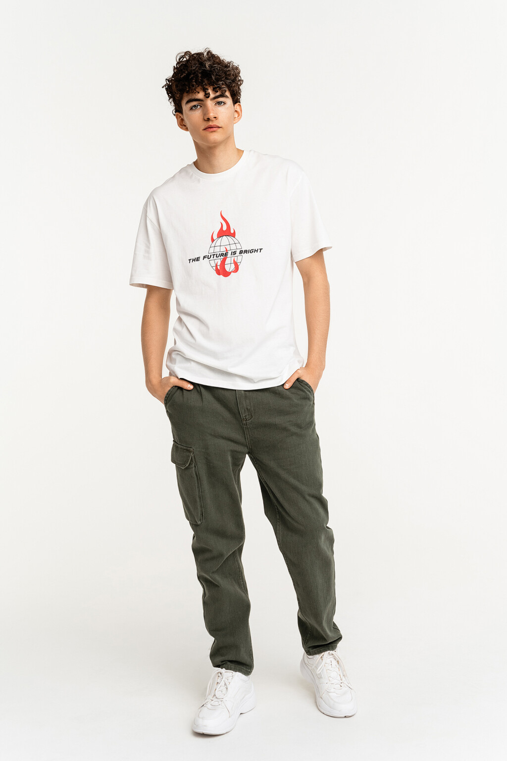 Футболка хлопковая oversize с горящей планетой - цвет белый - 1