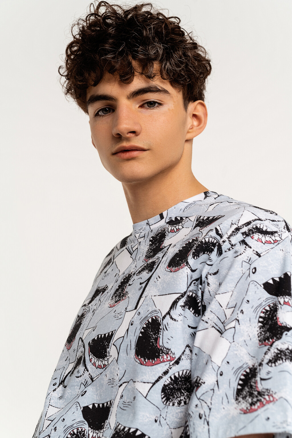 Футболка хлопковая oversize с принтом - цвет белый - 1