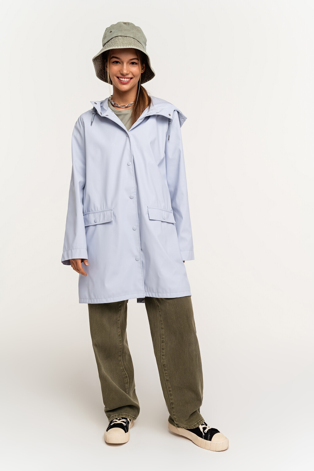 Плащ а-силуэта на кнопках с капюшоном - цвет голубой - 3