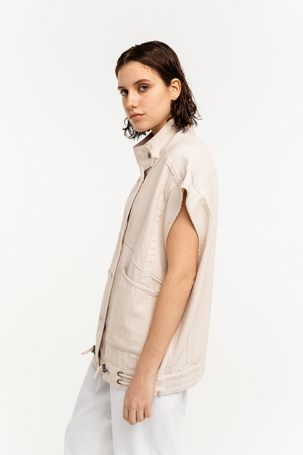 жилет джинсовый женский   - цвет бежевый - 3