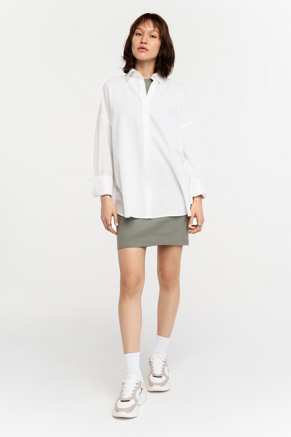 Рубашка хлопковая oversize из текстурной ткани - цвет белый - 2