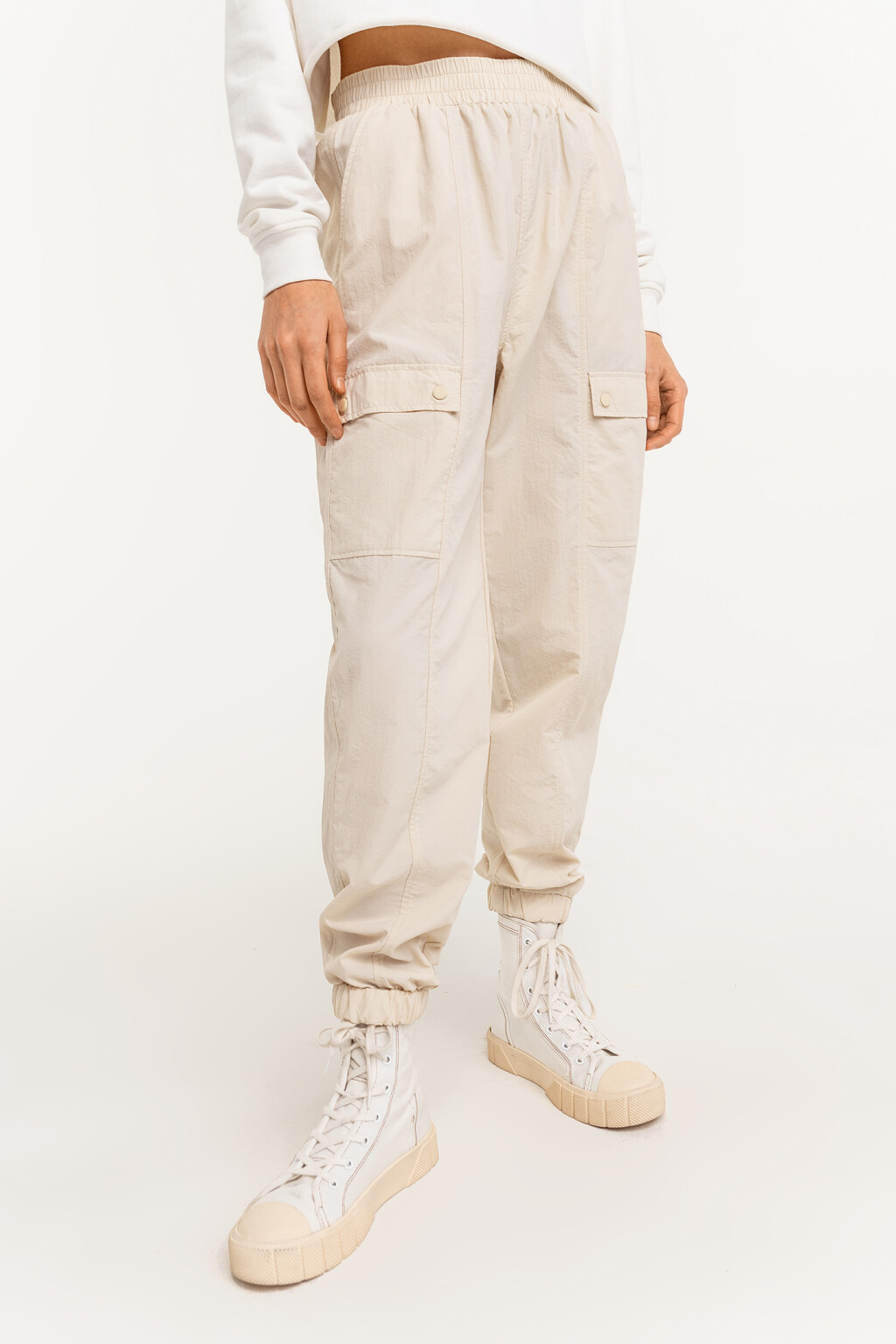 Брюки-джоггеры с карманами карго - цвет бежевый - 3