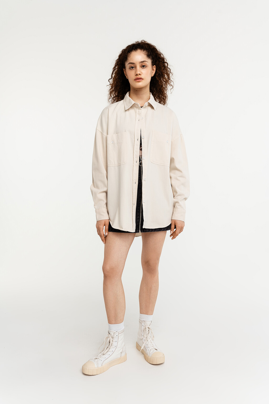 Рубашка джинсовая oversize - цвет бежевый - 1