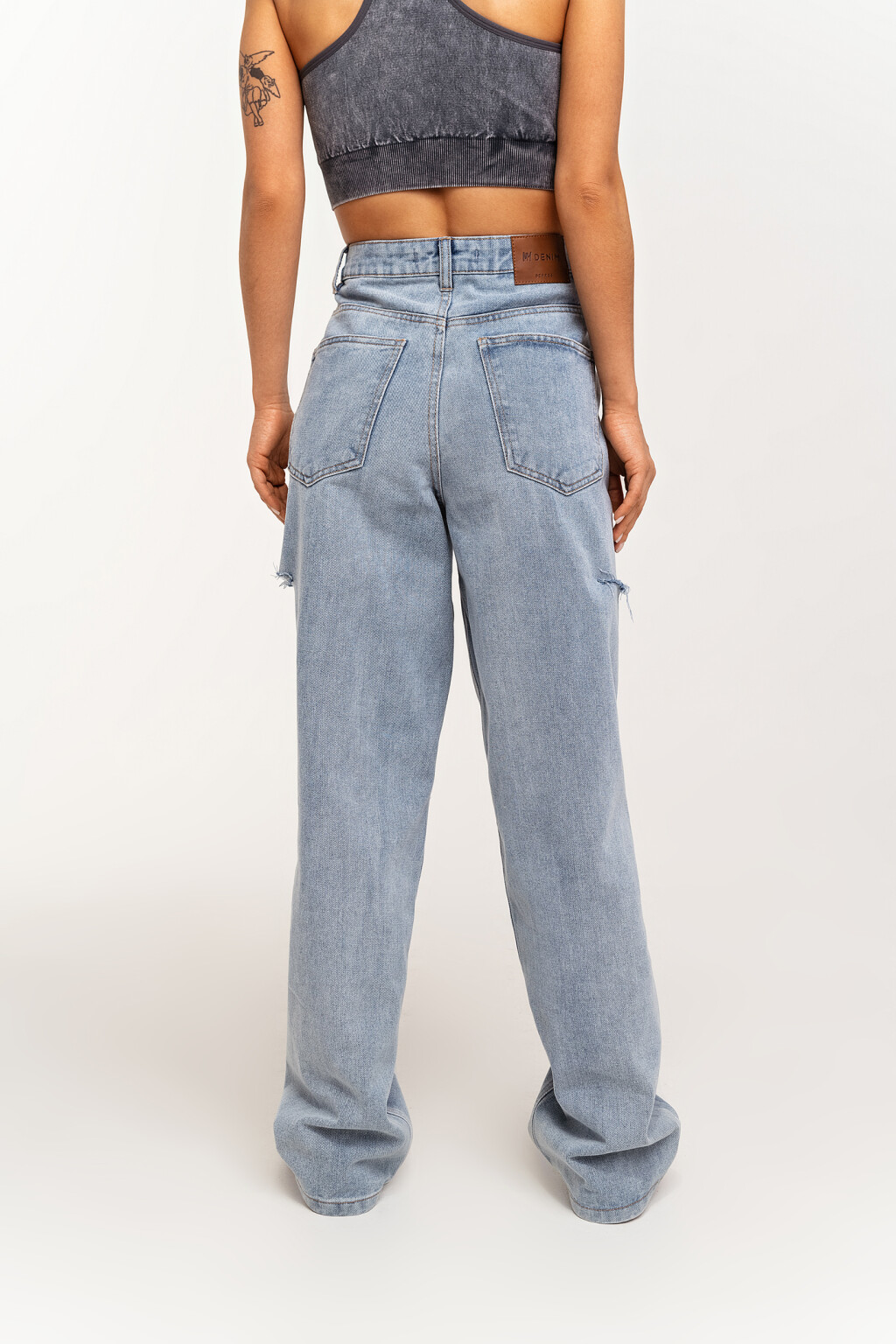 джинсы-трубы с разрезами по бокам - цвет голубой - 4
