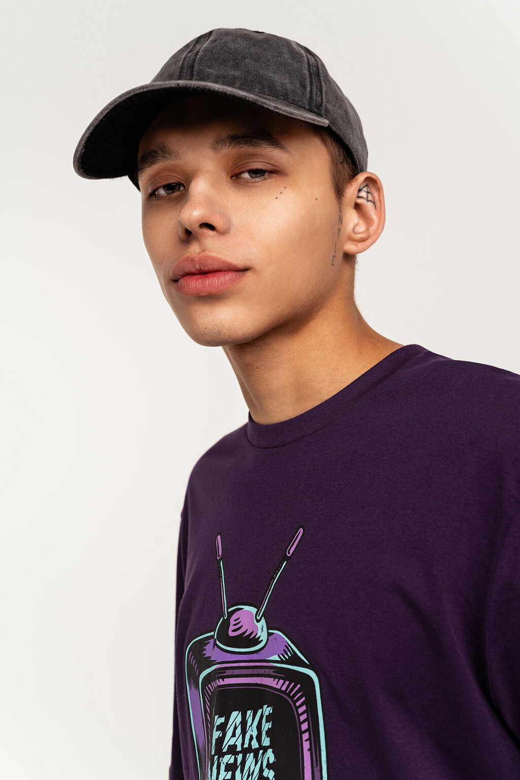 Бейсболка хлопковая с козырьком - цвет черный - 1