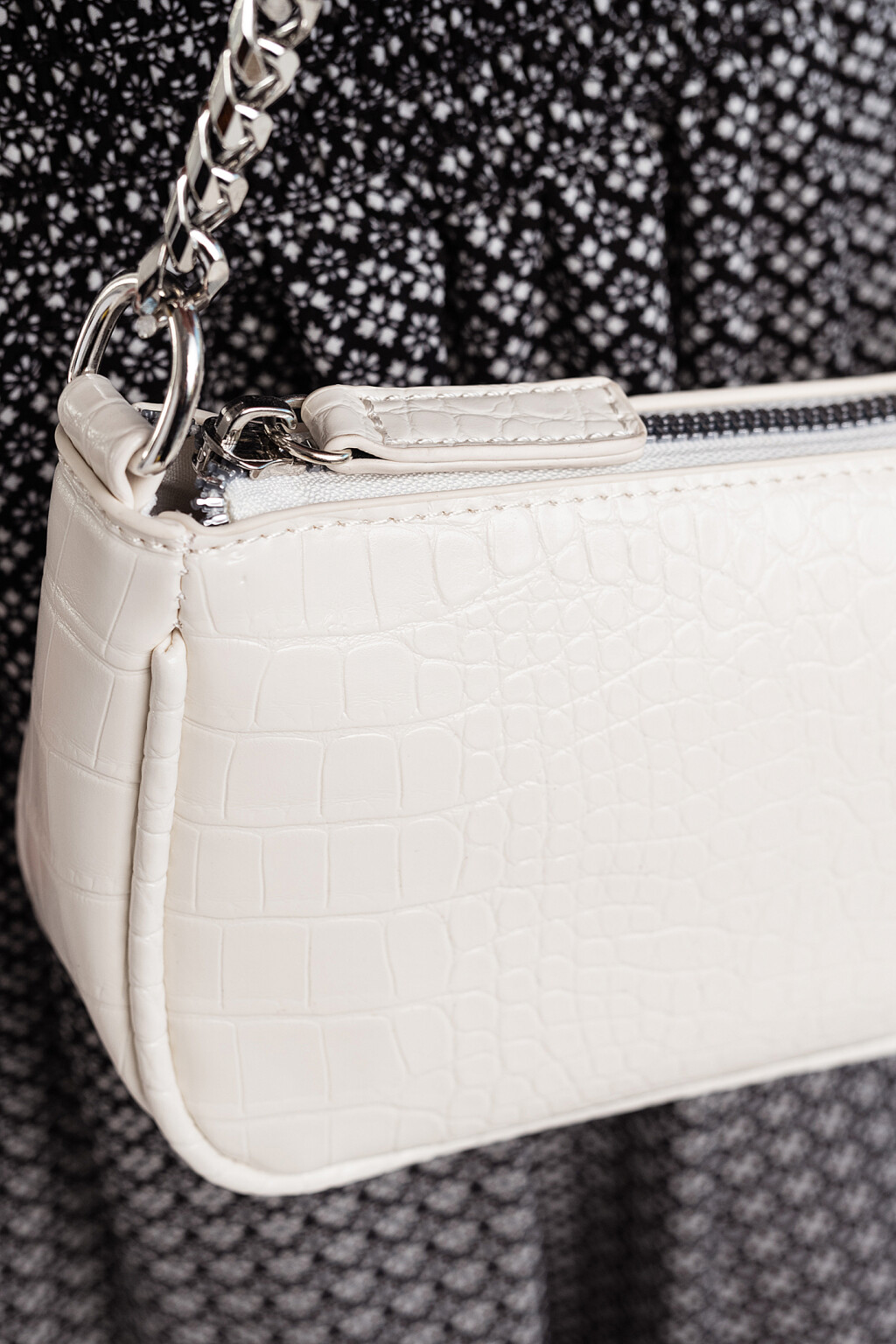 сумка женская - цвет белый - 2