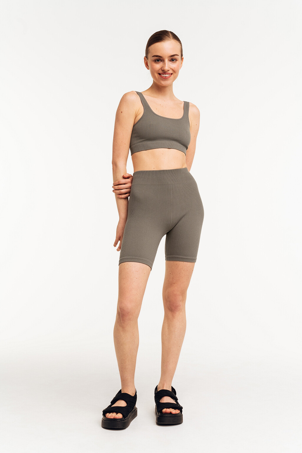 шорты женские - цвет зеленый - 1