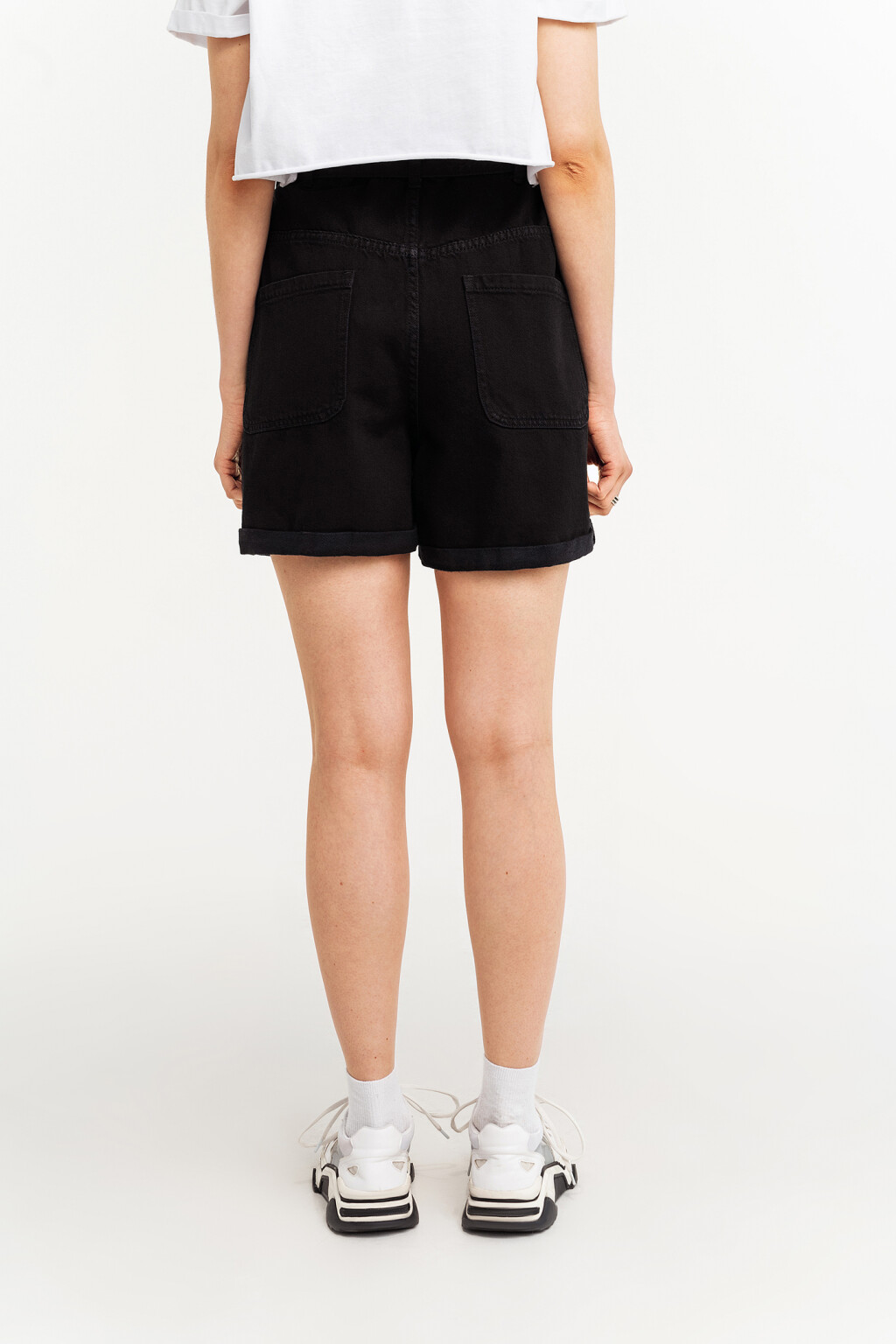 Шорты джинсовые paperbag с ремнем - цвет черный - 4