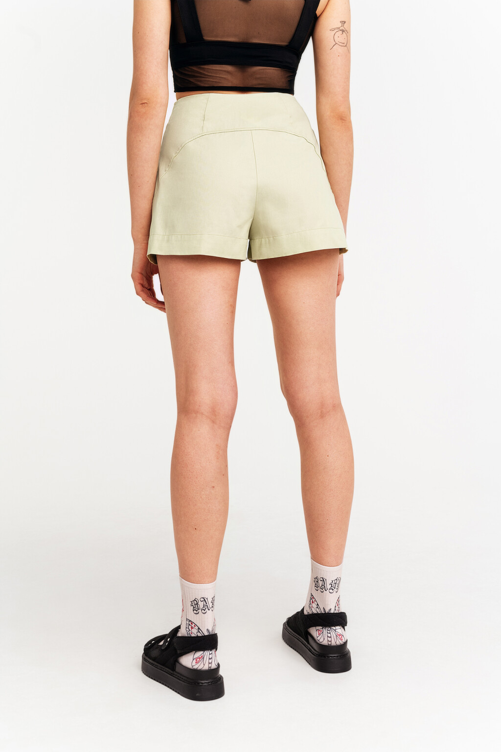 Шорты мини с накладными боковыми деталями - цвет зеленый - 4