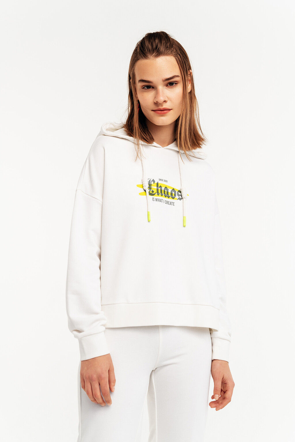 худи хлопковая с принтом - цвет белый - 2