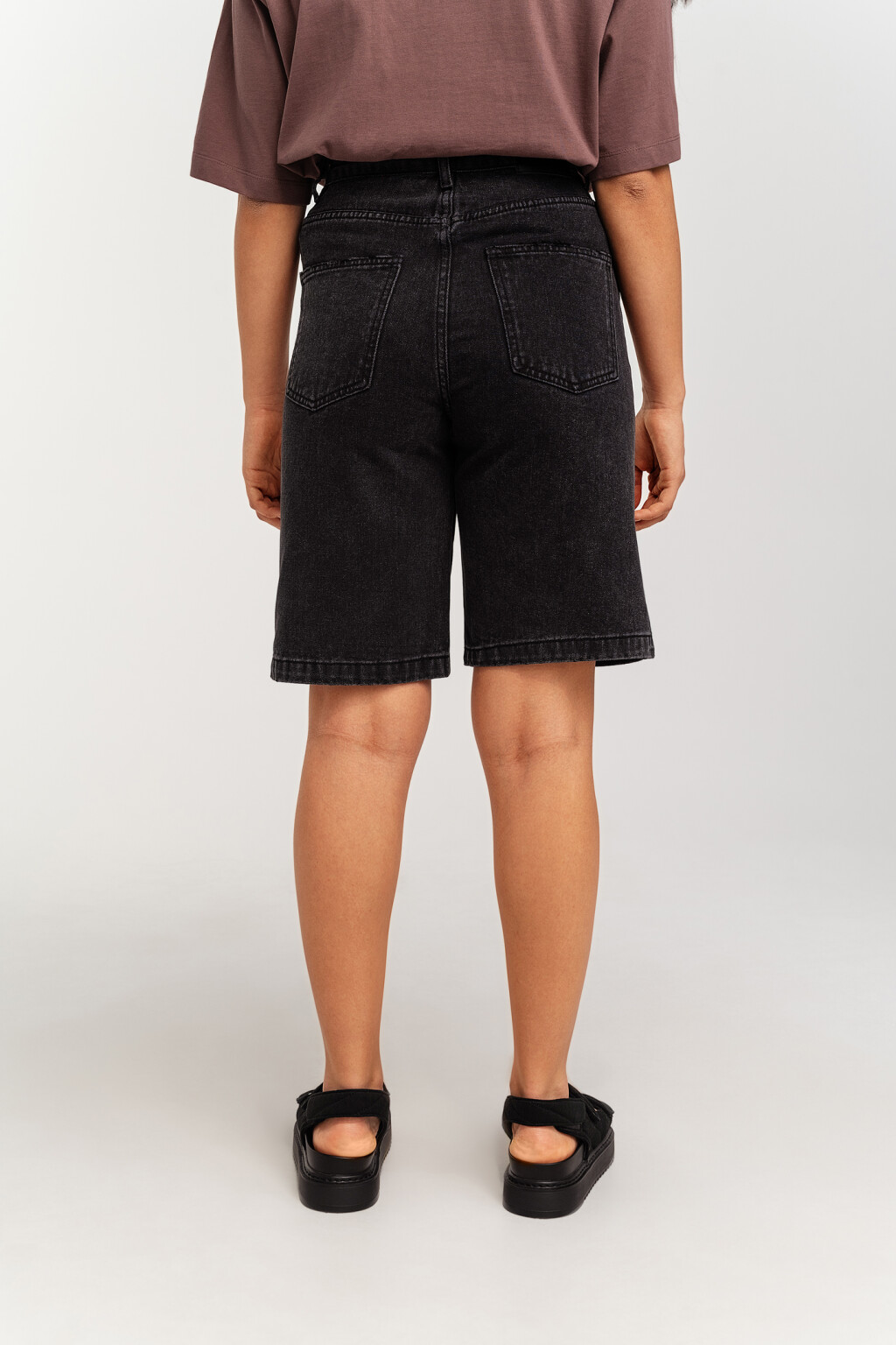шорты джинсовые прямые - цвет черный - 4