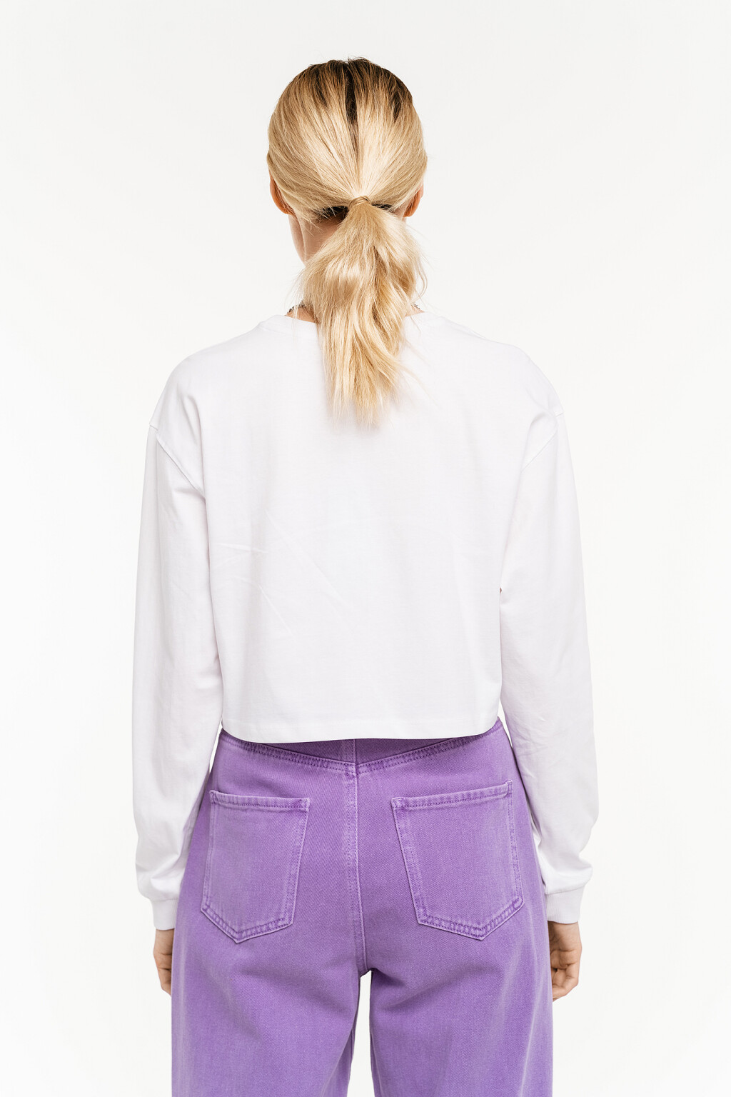 свитшот хлопковый укороченный с эффектом потертости - цвет белый - 4