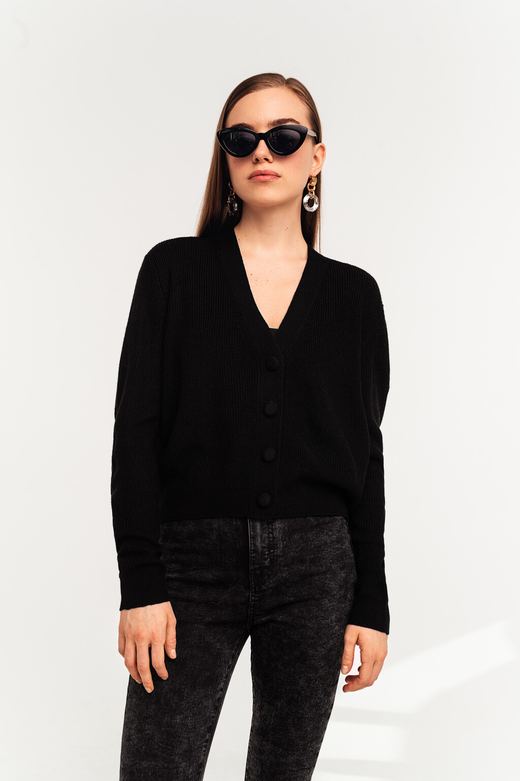 кардиган на пуговицах с v-образным вырезом - цвет черный - 2