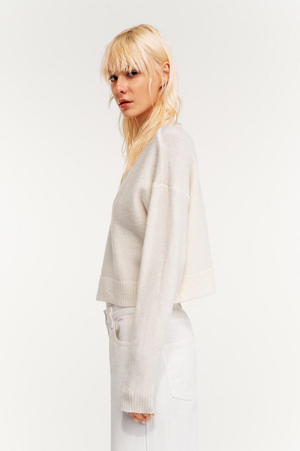 джемпер женский - цвет белый - 1