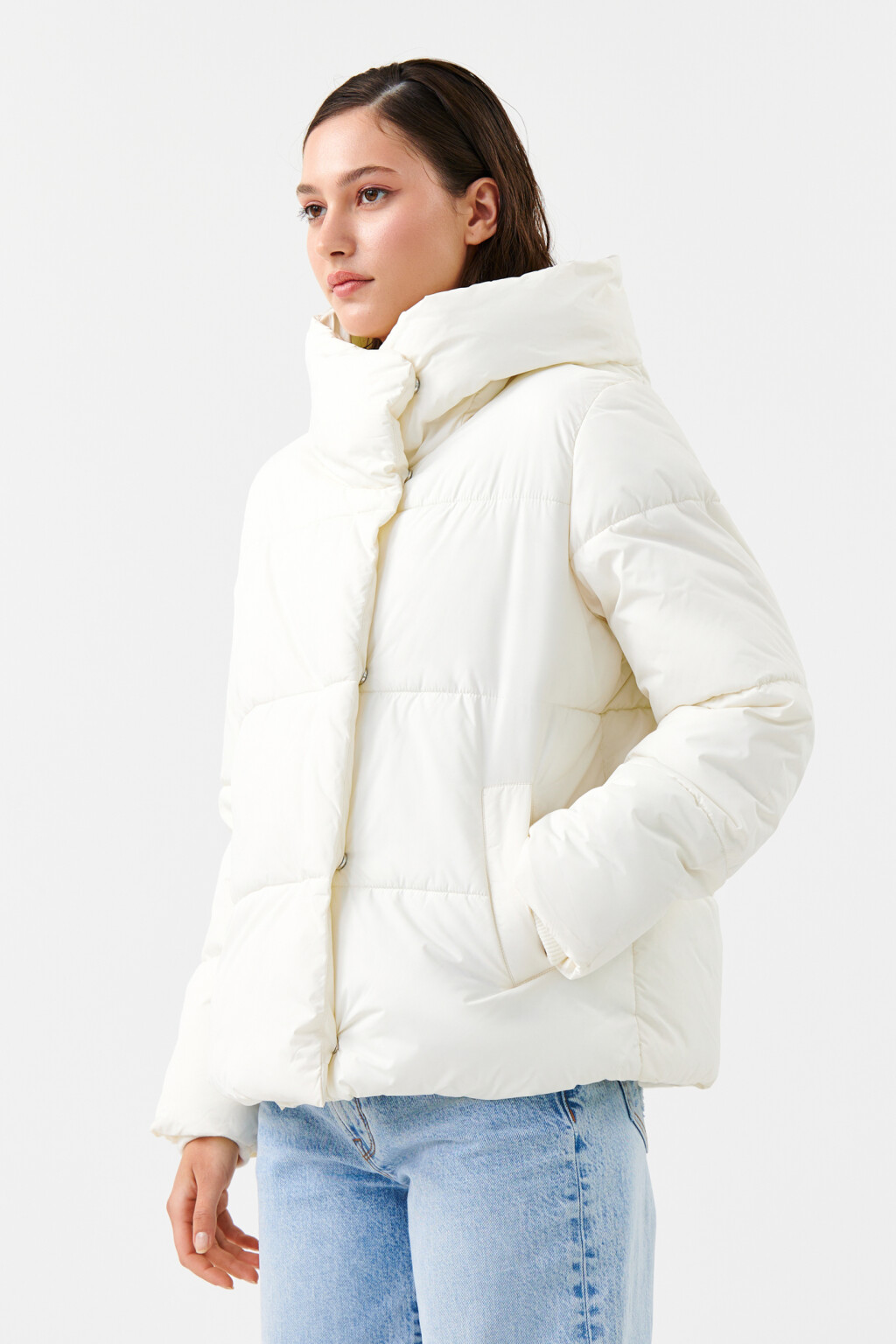 Пуховик укороченный стеганый - цвет молочный - 2