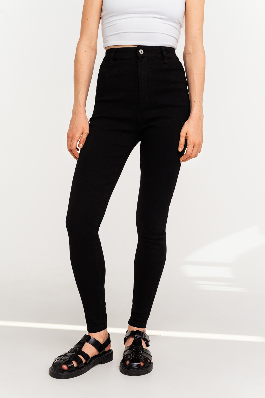 джинсы skinny с высокой посадкой - цвет черный - 2