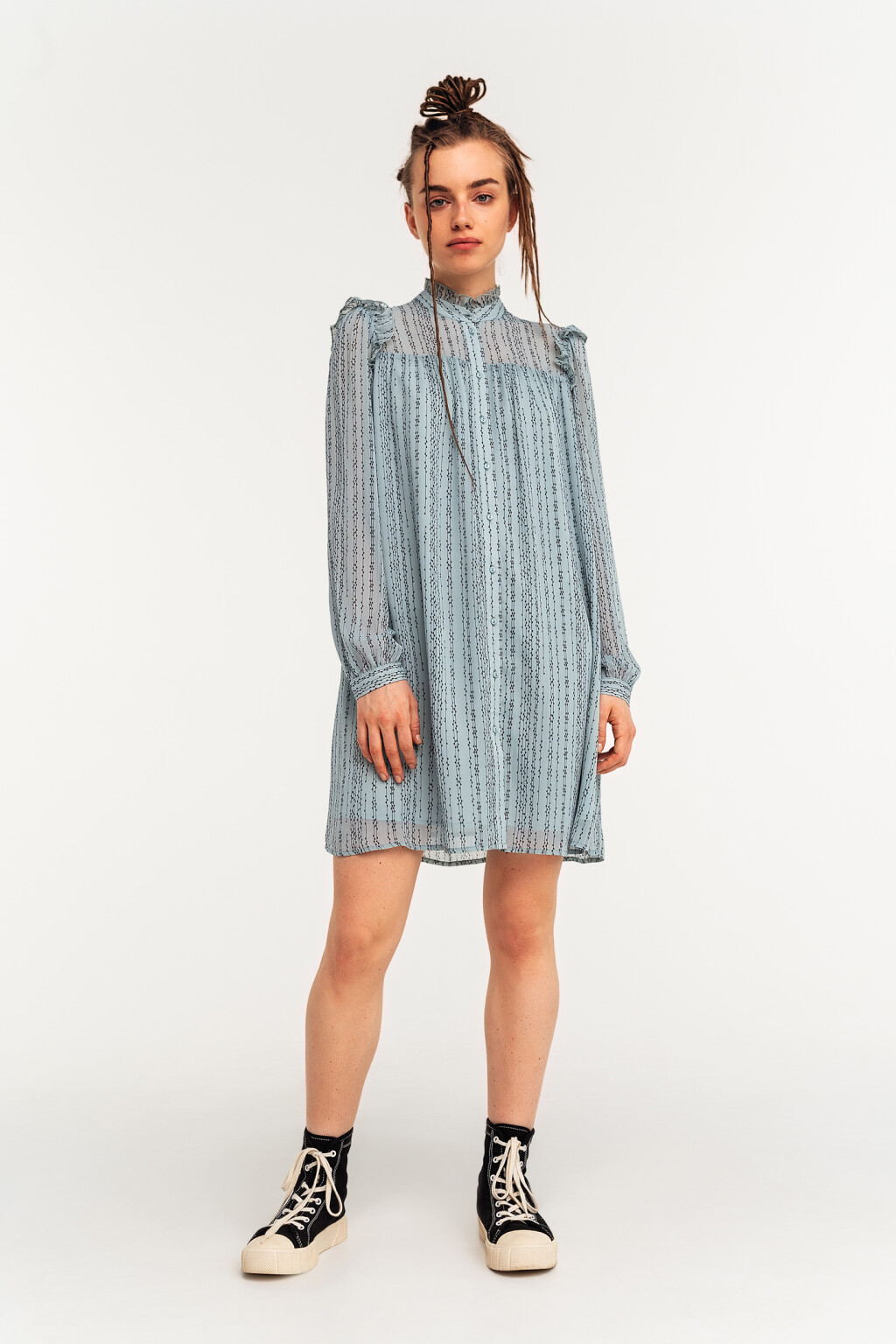 платье-рубашка шифоновое с воротником-стойкой - цвет голубой - 1