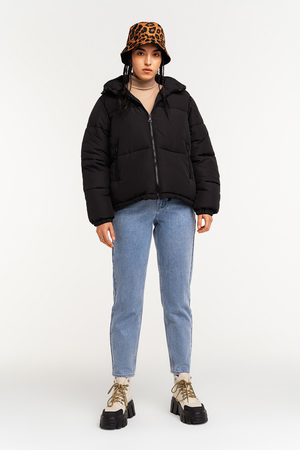 Куртка утепленная с капюшоном - цвет черный - 1