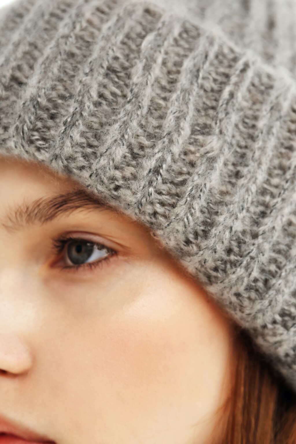 Шапка бини с объемным отворотом - цвет розовый - 3