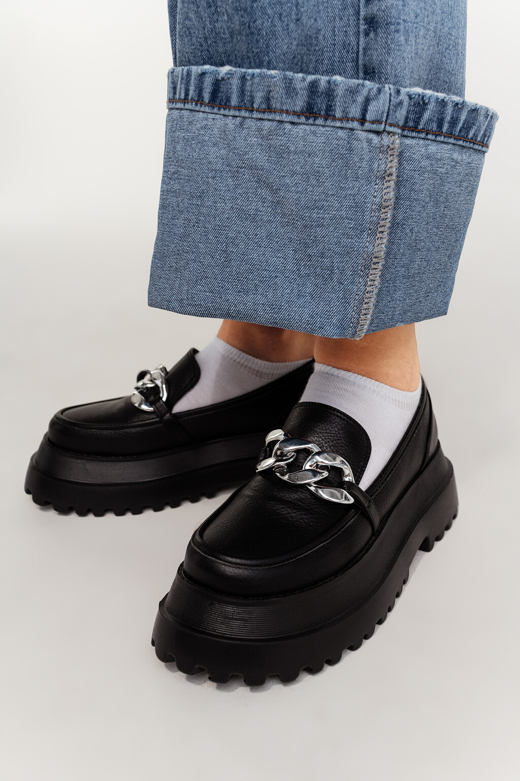 Лоферы из искусственной кожи на платформе - цвет черный - 1