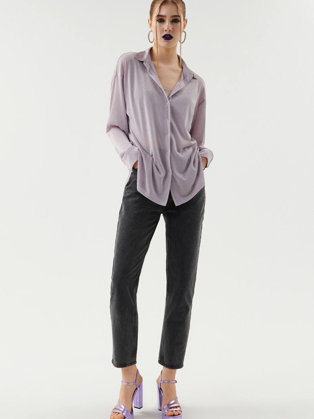 Рубашка oversize с люрексом - цвет сиреневый - 2