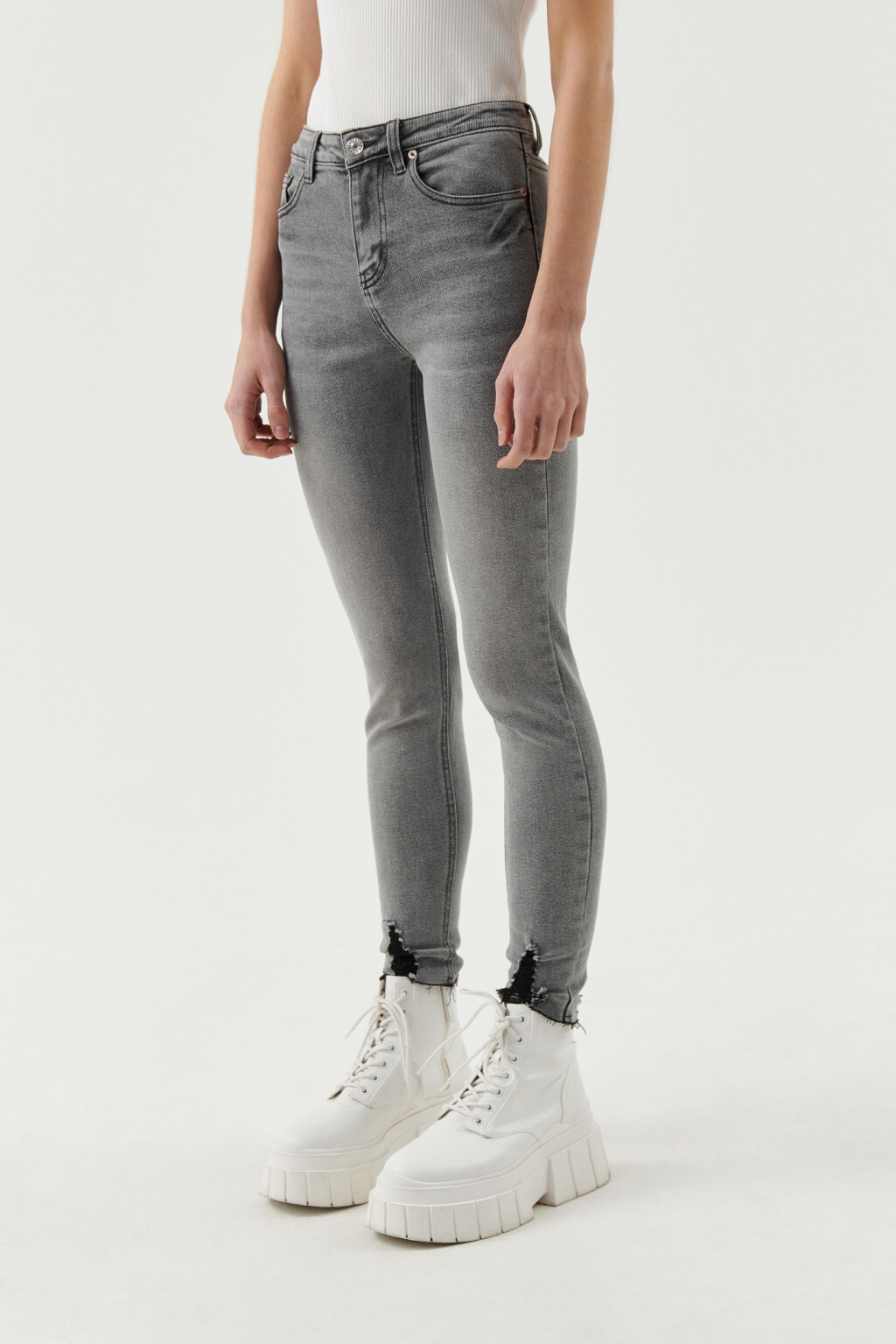 брюки джинсовые женские