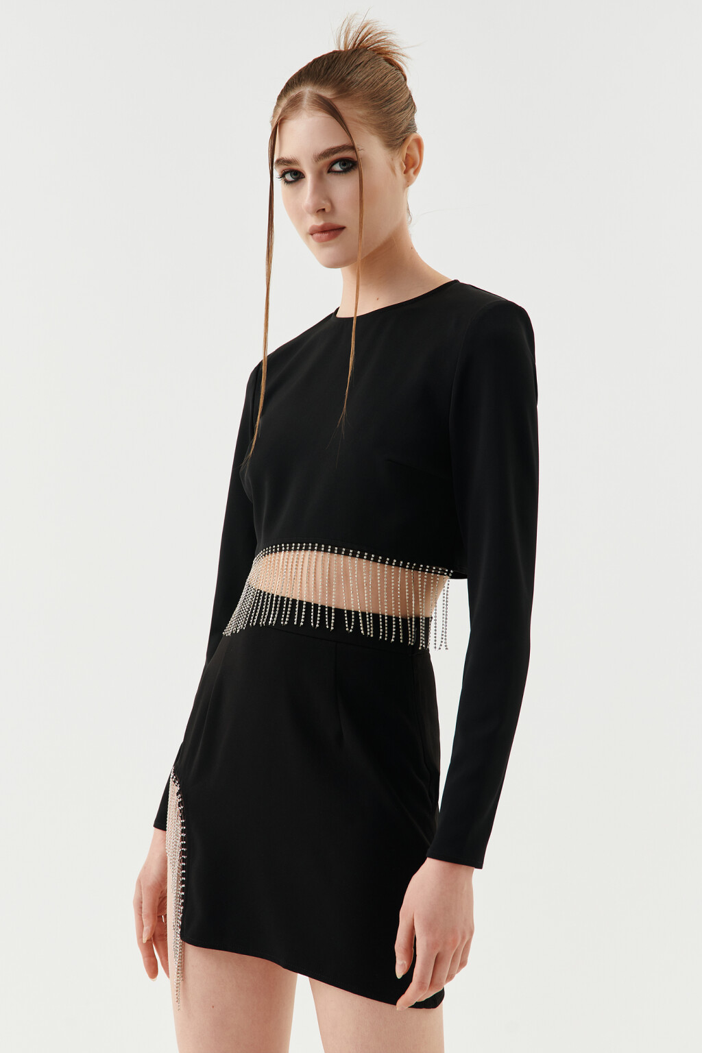 Лонгслив укороченный с бахромой из страз - цвет черный - 4