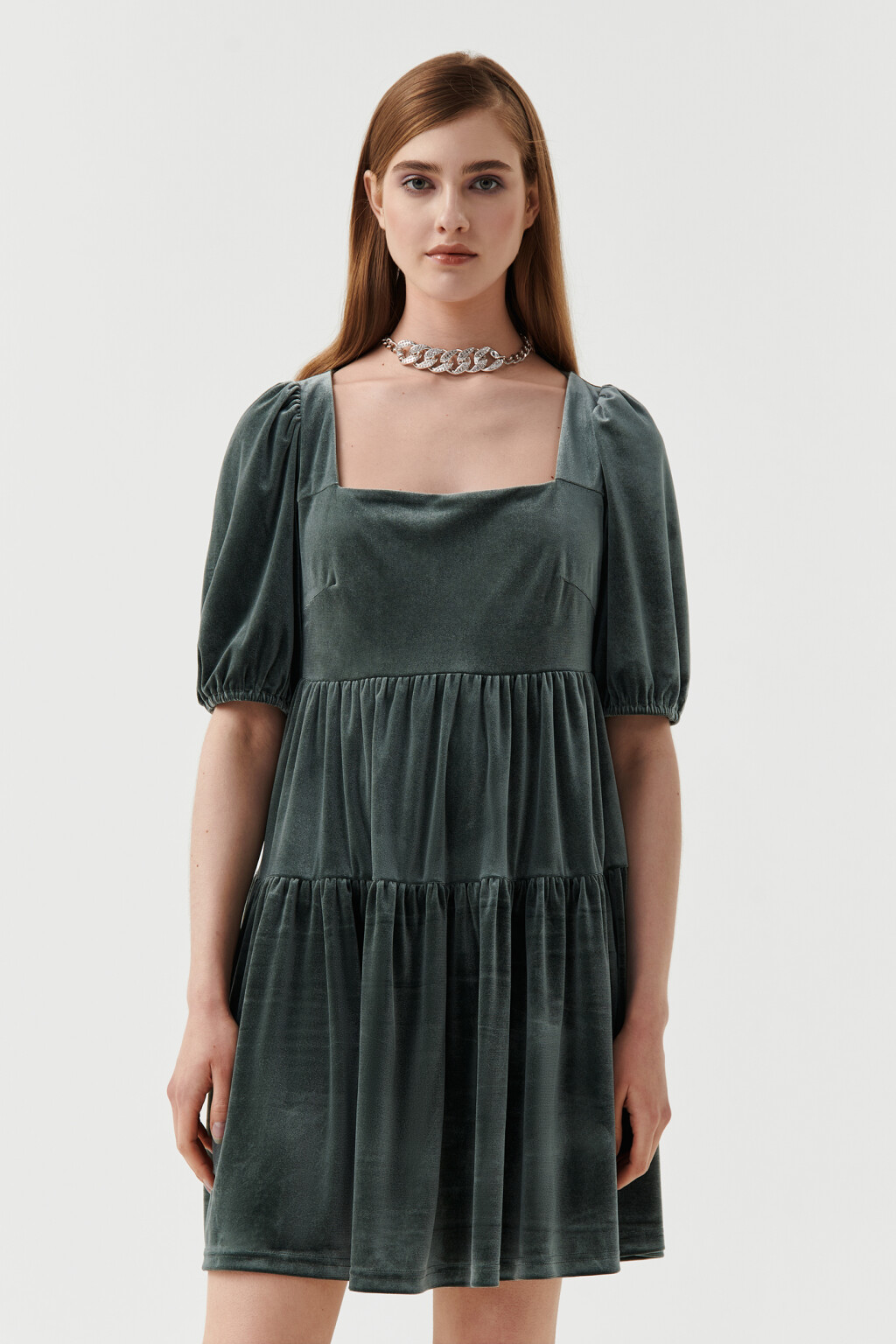 Платье бархатное с рукавами-фонариками - цвет зеленый - 1